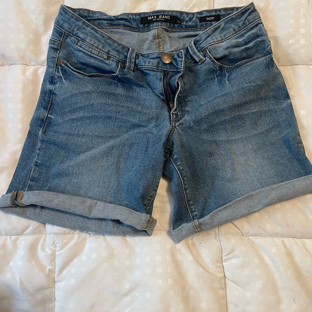 Max Jeans Women's Blue Denim Shorts